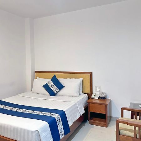 Ruby Star Hotel- Near Ben Thanh Market Ho Şi Min Dış mekan fotoğraf