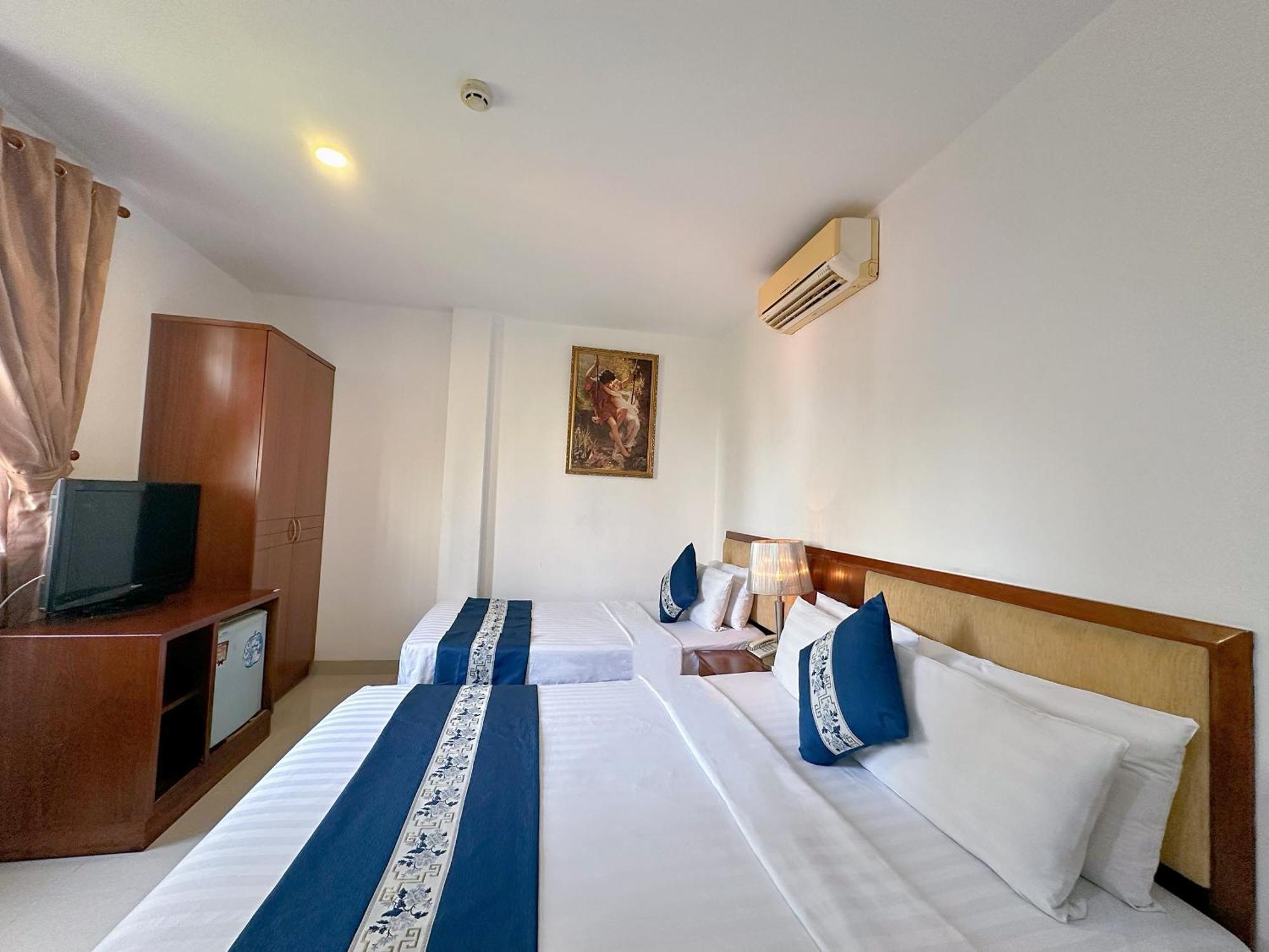 Ruby Star Hotel- Near Ben Thanh Market Ho Şi Min Dış mekan fotoğraf