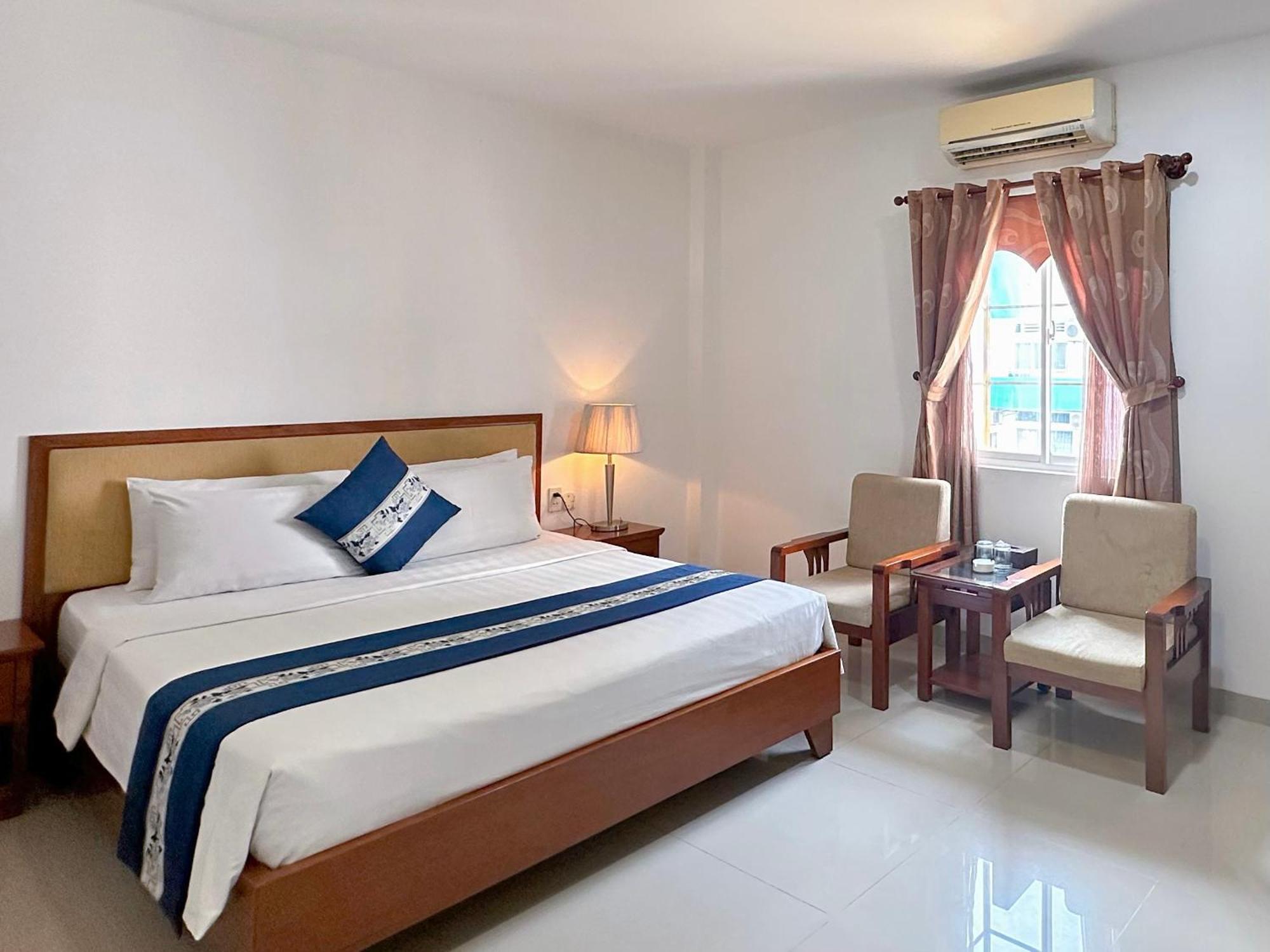 Ruby Star Hotel- Near Ben Thanh Market Ho Şi Min Dış mekan fotoğraf